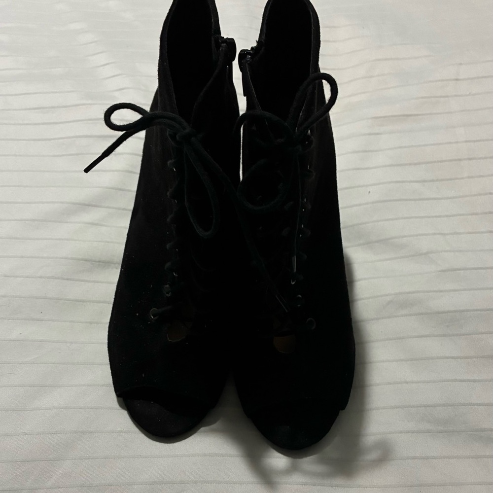 Elegant Black Lace-Up Ankle Boots